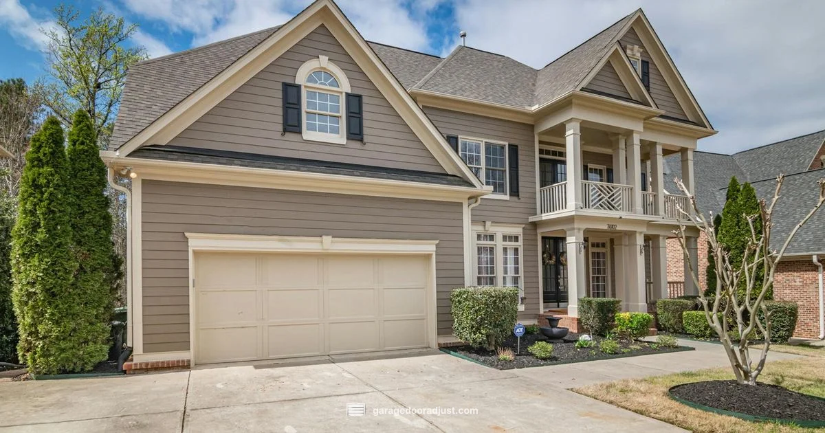 Four Panel Design - GarageDoorAdjust