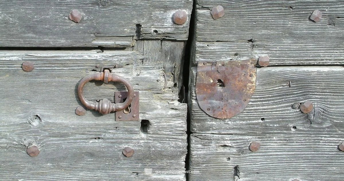 Keyed Lock Guide - GarageDoorAdjust