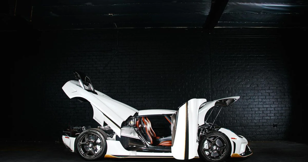 Two-Car Width Guide Two-Car Width Guide - GarageDoorAdjust